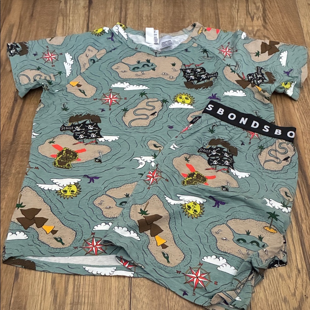 Bonds Kids Adventure Map T-Shirt and Shorts Set (Bin E)